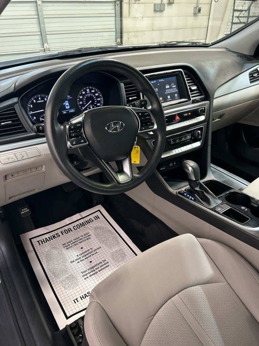 Used 2018 Hyundai Sonata SE FWD image 9