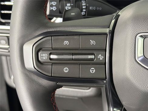 New 2026 GMC Yukon AT4 Ultimate AWD/4WD image 29