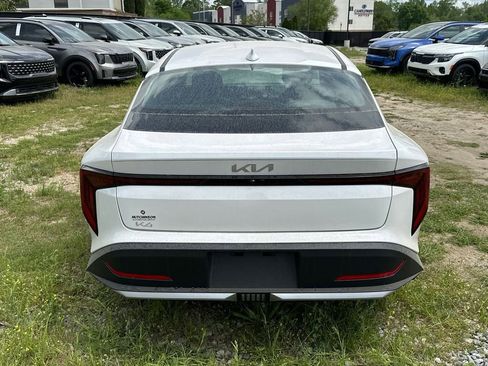 New 2026 Kia K4 FWD image 6