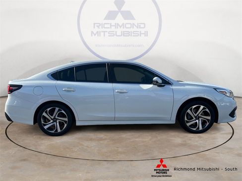 Used 2022 Subaru Legacy Limited XT image 2