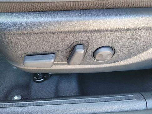 New 2026 Kia Seltos EX image 23