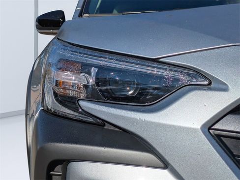 Certified 2025 Subaru Outback Limited w/ Popular Package #2 image 9