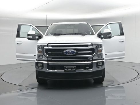 Used 2022 Ford F250 Lariat image 35