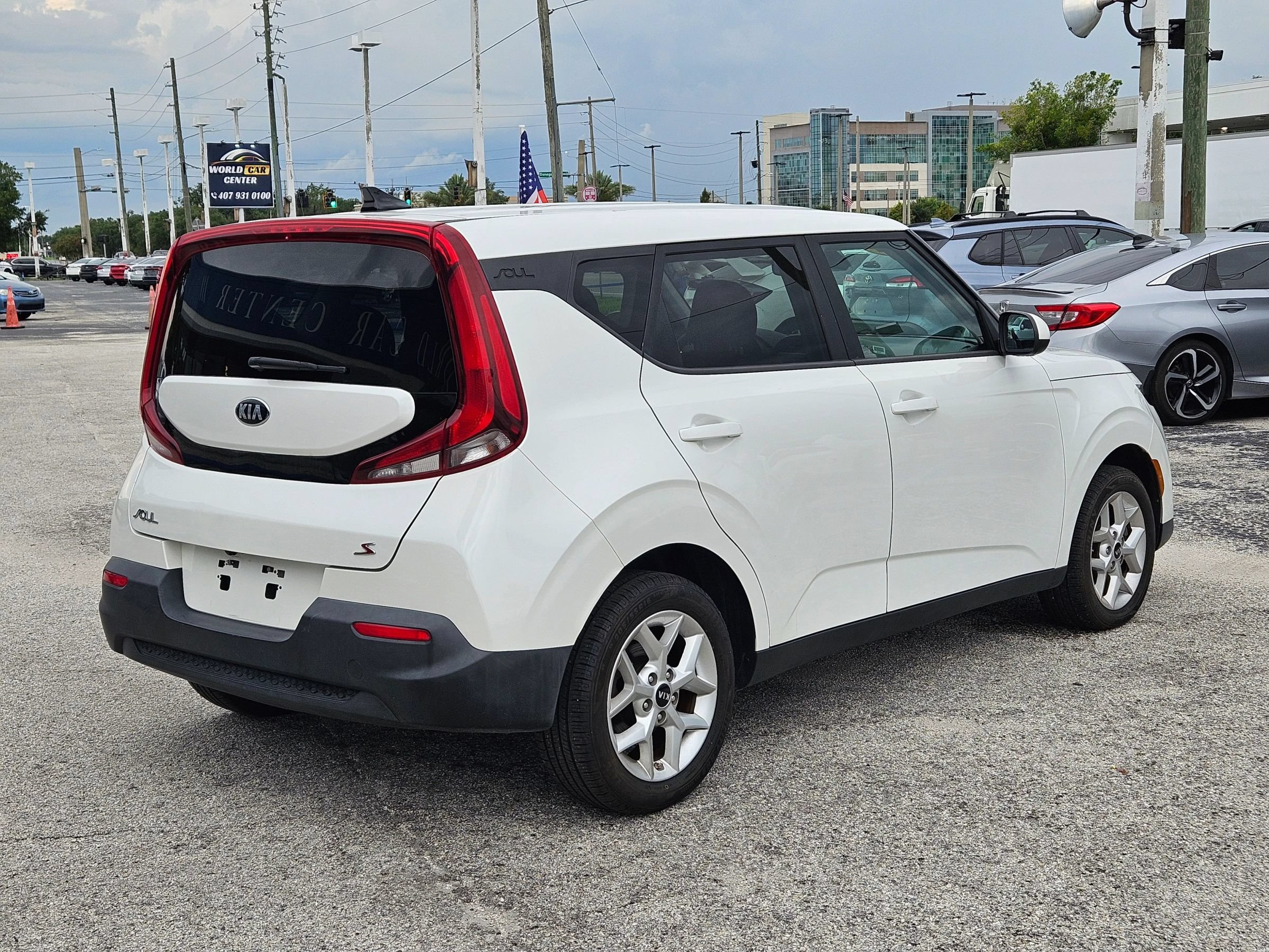 Used 2021 Kia Soul S FWD image 8