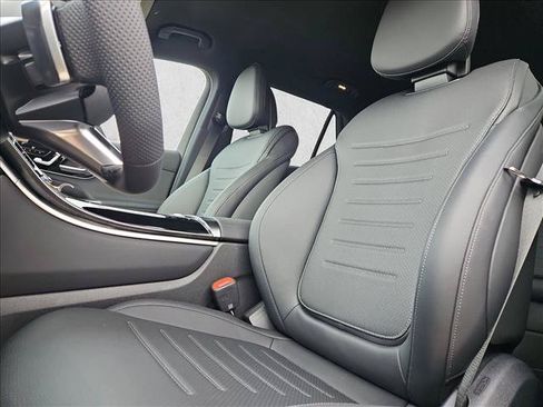 New 2026 Mercedes-Benz GLC 300 4MATIC image 4