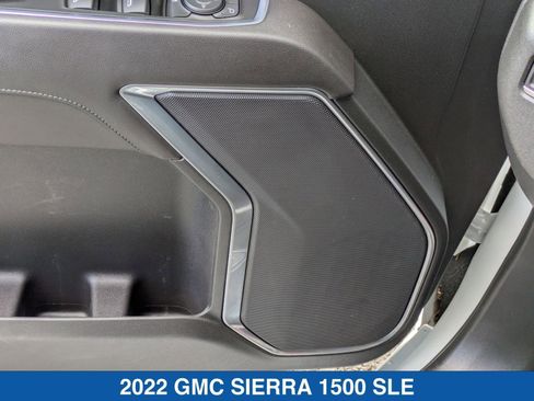 Used 2022 GMC Sierra 1500 SLE image 14