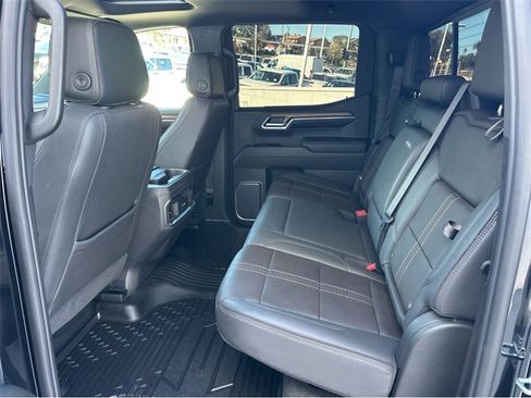 Used 2023 Chevrolet Silverado 1500 High Country w/ Z71 Off-Road Package image 18