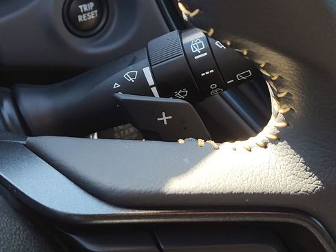 Certified 2025 Subaru Crosstrek 2.5i Sport w/ Crosstrek Mirror Package image 30