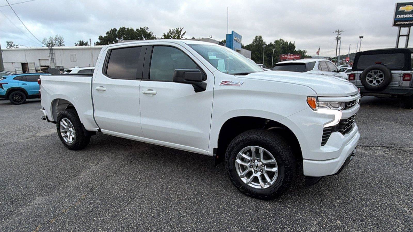 New 2026 Chevrolet Silverado 1500 RST w/ Convenience Package II AWD/4WD image 6