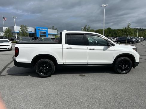 Used 2025 Honda Ridgeline Black Edition image 8