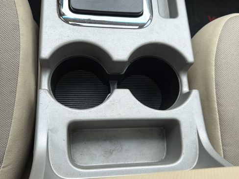 Used 2010 Ford Escape XLT FWD image 22