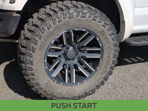 Used 2018 Ford F150 Raptor w/ Equipment Group 802A Luxury AWD/4WD image 12