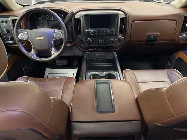 Used 2015 Chevrolet Silverado 1500 High Country w/ High Country Premium Package AWD/4WD image 34