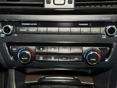 Used 2018 Kia Optima SX w/ Technology Package FWD image 35