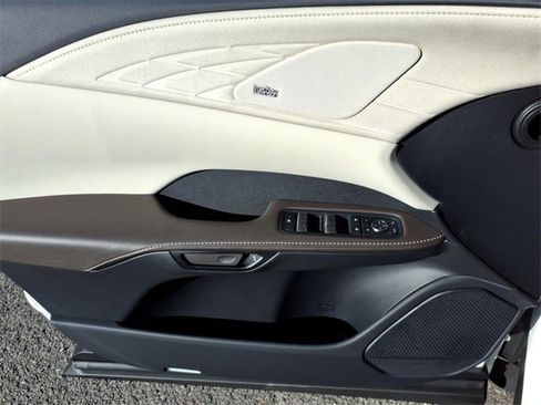 Used 2025 Lexus RX 350 FWD image 10