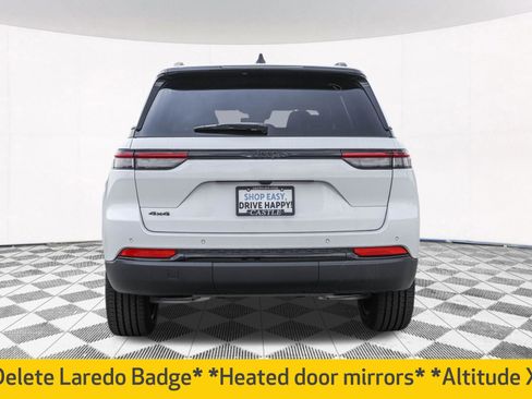 New 2025 Jeep Grand Cherokee Altitude image 13