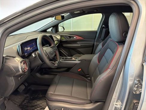 New 2026 Chevrolet Equinox EV RS image 15