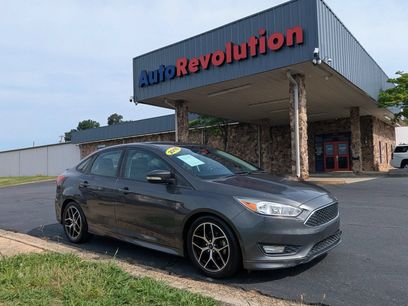 Used 2016 Ford Focus SE w/ SE Sport Package