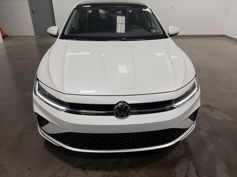 New 2026 Volkswagen Jetta SE image 36