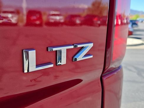 Used 2020 Chevrolet Silverado 3500 LTZ w/ LTZ Premium Package AWD/4WD image 14