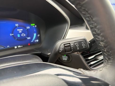 Used 2022 Ford Escape SEL w/ Technology Package image 43