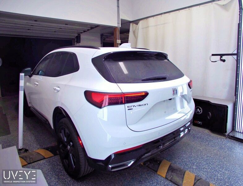 Used 2024 Buick Envision Sport Touring AWD/4WD image 4