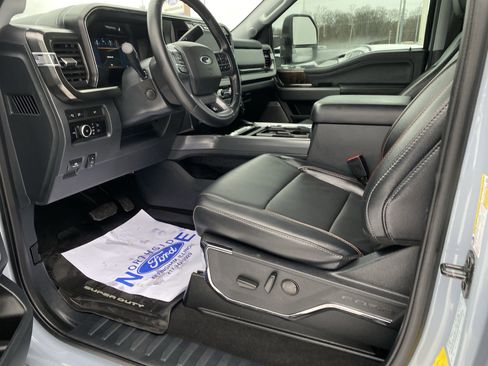 Used 2024 Ford F350 Lariat w/ Lariat Ultimate Package image 15