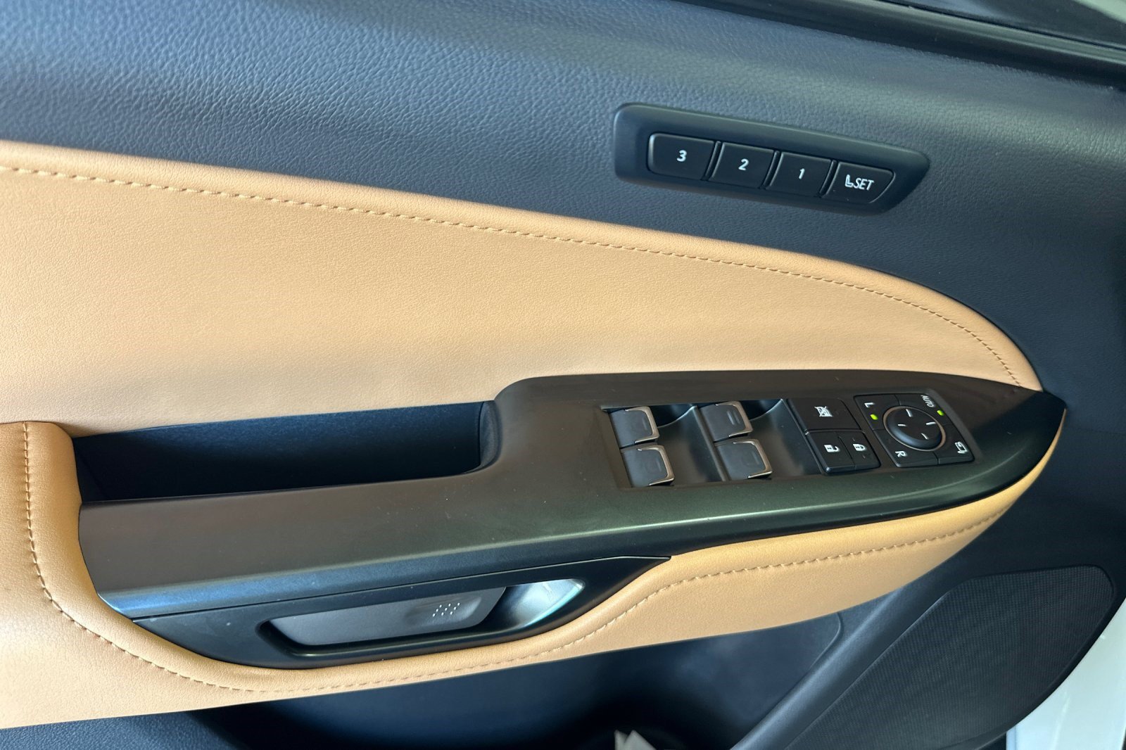 New 2026 Lexus NX 350 AWD w/ Accessory Package (Z1) image 13