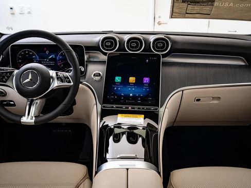 Certified 2026 Mercedes-Benz GLC 300 4MATIC image 29