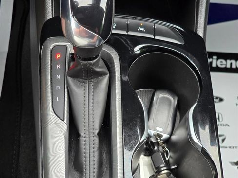 Used 2025 Buick Envista Sport Touring FWD image 21
