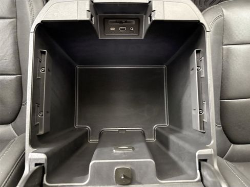 Used 2022 Chevrolet Silverado 1500 LTZ image 31