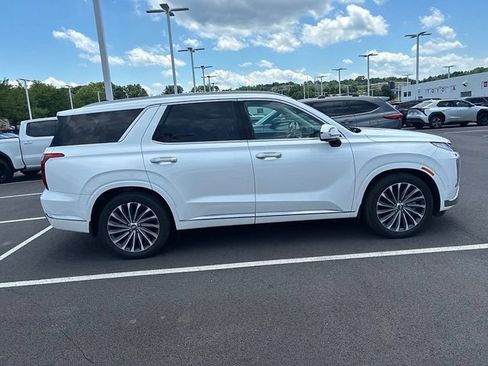 Used 2023 Hyundai Palisade Calligraphy w/ Winter Package AWD/4WD image 6