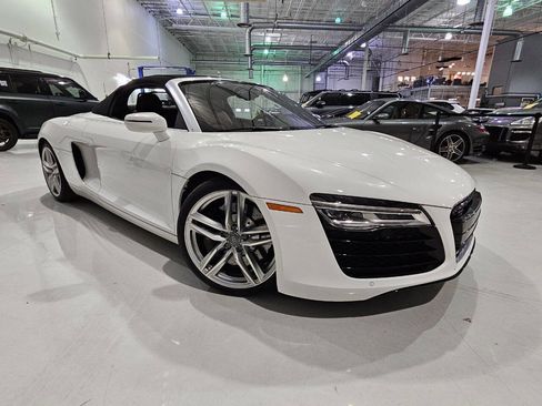 Used 2015 Audi R8 V8 image 3