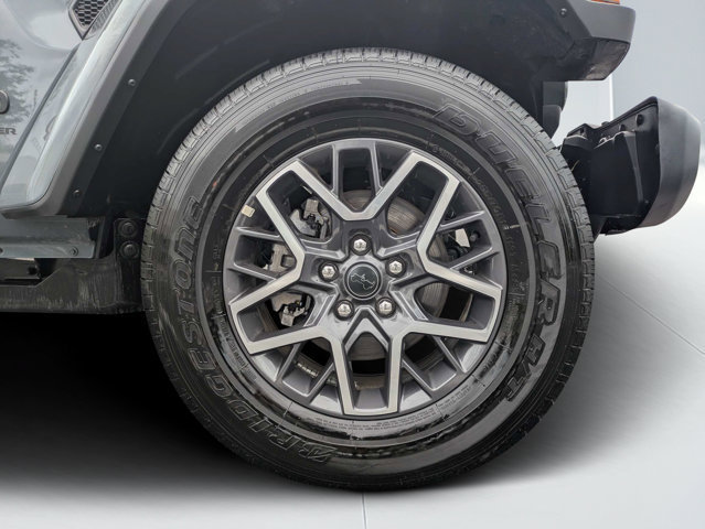 Certified 2026 Jeep Wrangler Unlimited Sahara AWD/4WD image 10