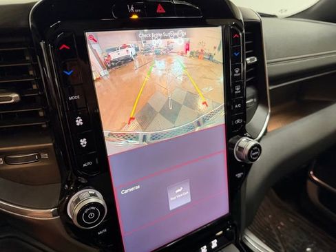 Certified 2025 RAM 1500 Laramie image 27