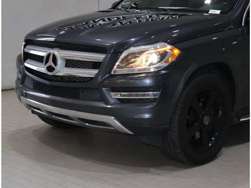 Used 2015 Mercedes-Benz GL 450 4MATIC image 2
