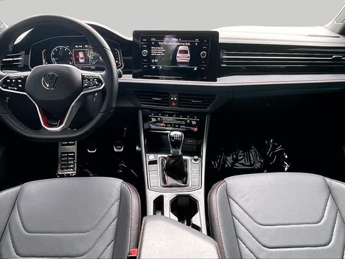 Used 2025 Volkswagen Jetta GLI Autobahn FWD image 15