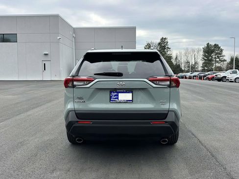 Used 2020 Toyota RAV4 XLE w/ Convenience Package image 26