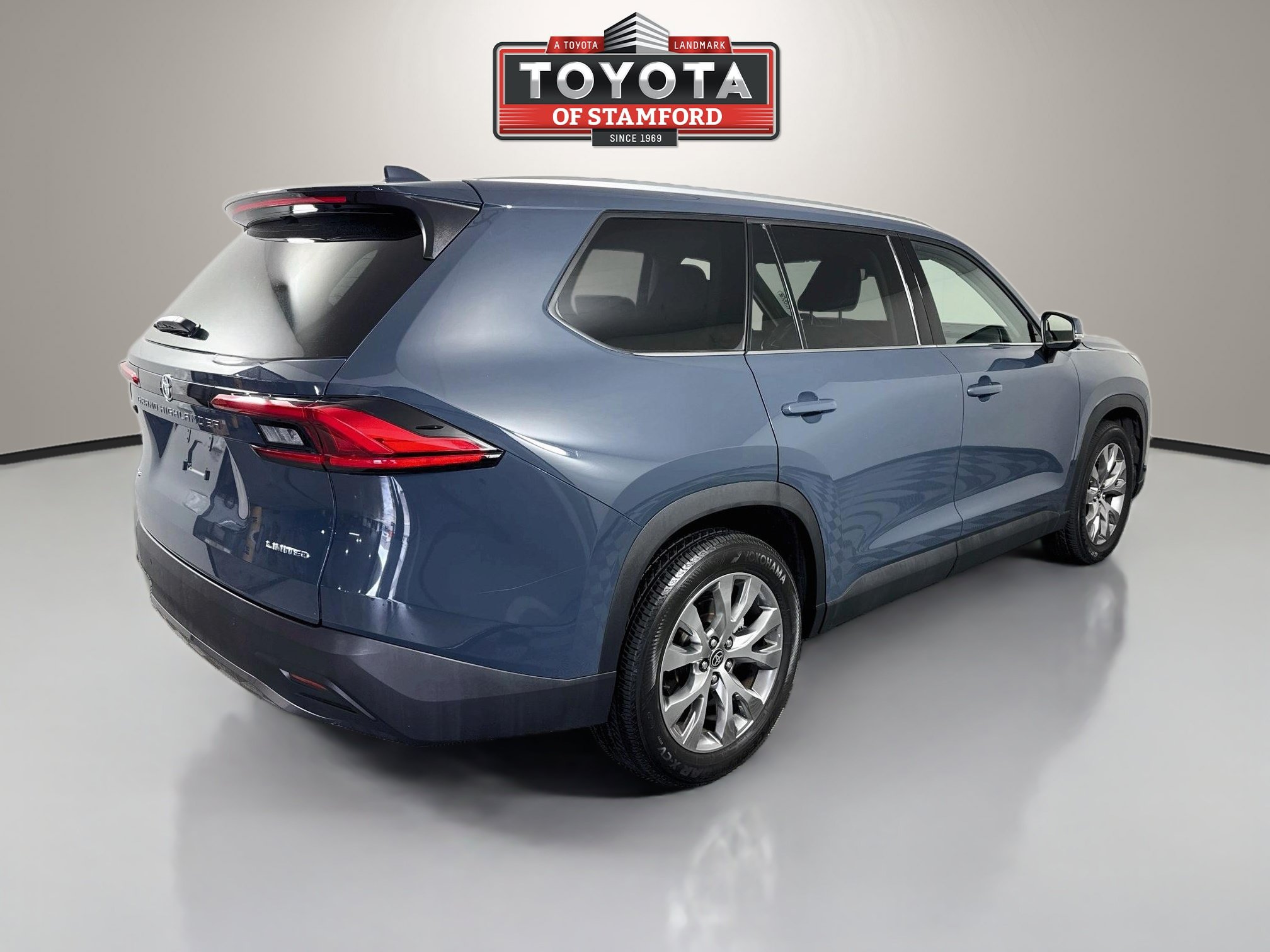 Used 2024 Toyota Grand Highlander AWD image 7