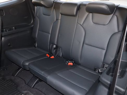 Used 2025 Kia Telluride EX w/ EX Captain's Chair Package FWD image 7
