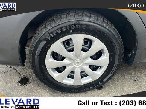 Used 2012 Toyota Corolla L image 33