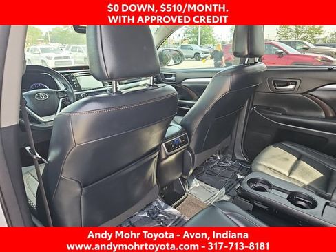 Used 2018 Toyota Highlander XLE FWD image 28