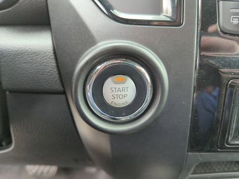 Certified 2024 Nissan Titan SV w/ SV Bronze Edition Package RWD image 41