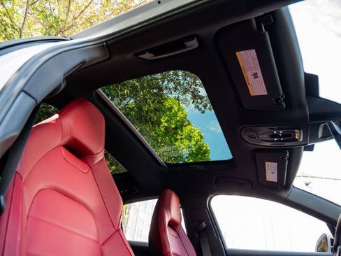 New 2025 Porsche Panamera image 35