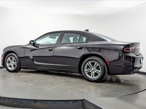 Used 2022 Dodge Charger SXT w/ Plus Group image 6