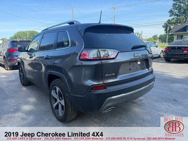 Used 2019 Jeep Cherokee Limited AWD/4WD image 5