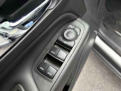 Used 2021 Chevrolet Equinox LT image 26