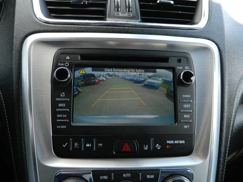 Used 2017 GMC Acadia Limited SLT image 23