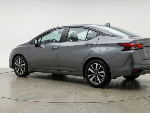 Used 2025 Nissan Versa SV image 6