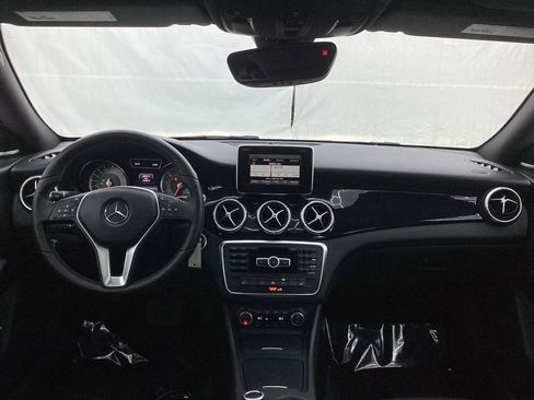 Used 2014 Mercedes-Benz CLA 250 4MATIC image 28